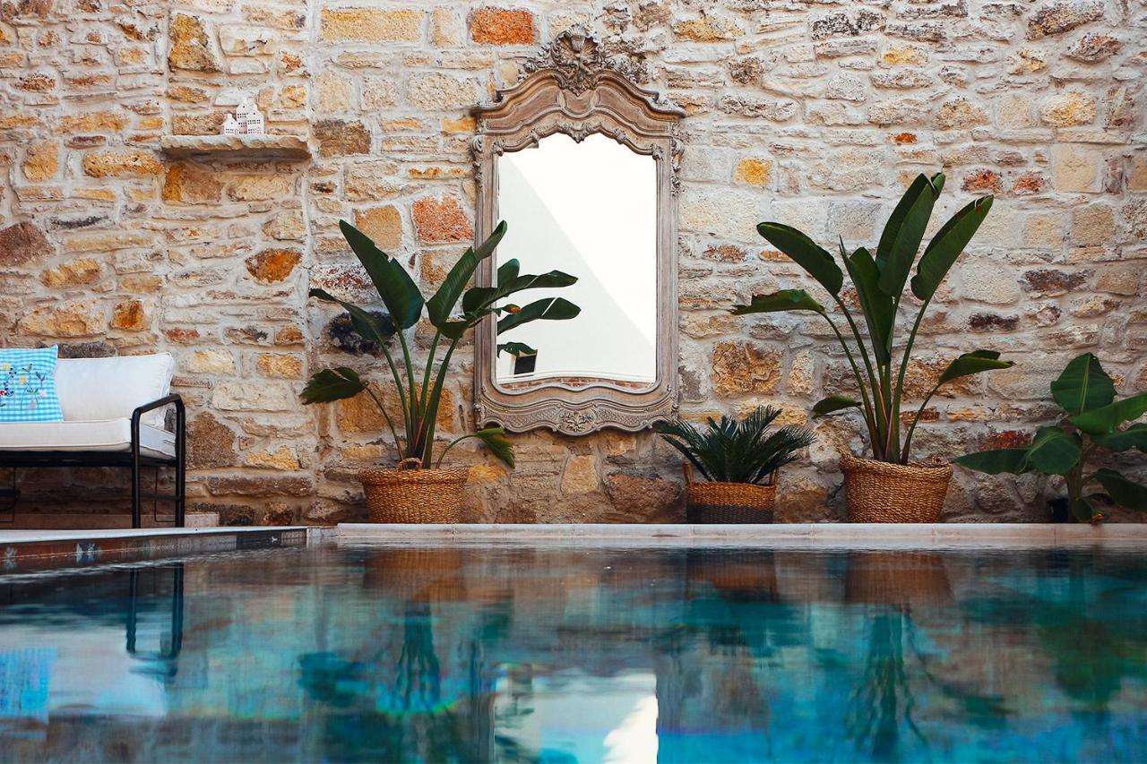 Sinem Hanim Konagi Boutique Hotel Yenifoca Екстериор снимка