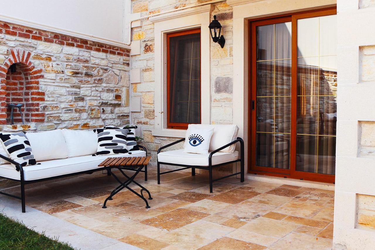 Sinem Hanim Konagi Boutique Hotel Yenifoca Екстериор снимка